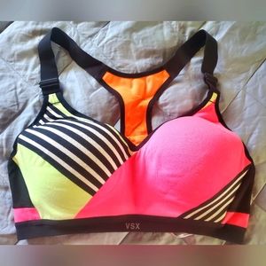 Victoria Secret Sportsbra